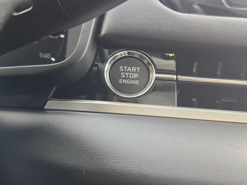 2026 Mitsubishi Outlander SEL - Photo 25
