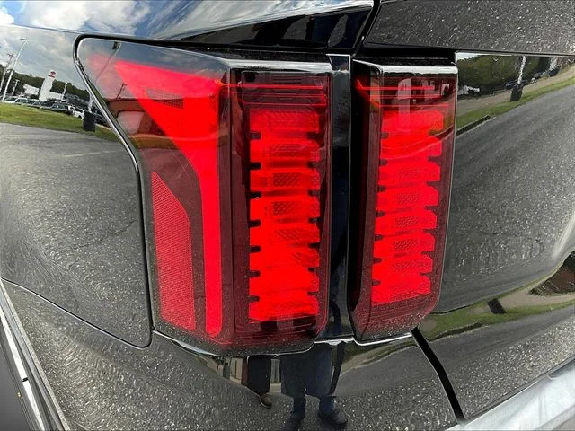 Certified Used 2022 Black Kia LX image 28