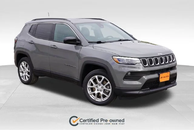 2023 Jeep Compass Latitude Lux