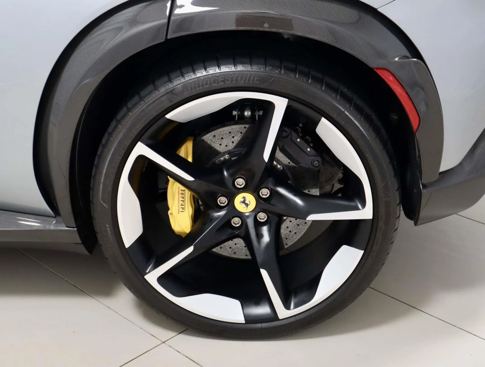 Used 2024 Grigio Titanio Metallic Ferrari AWD image 9