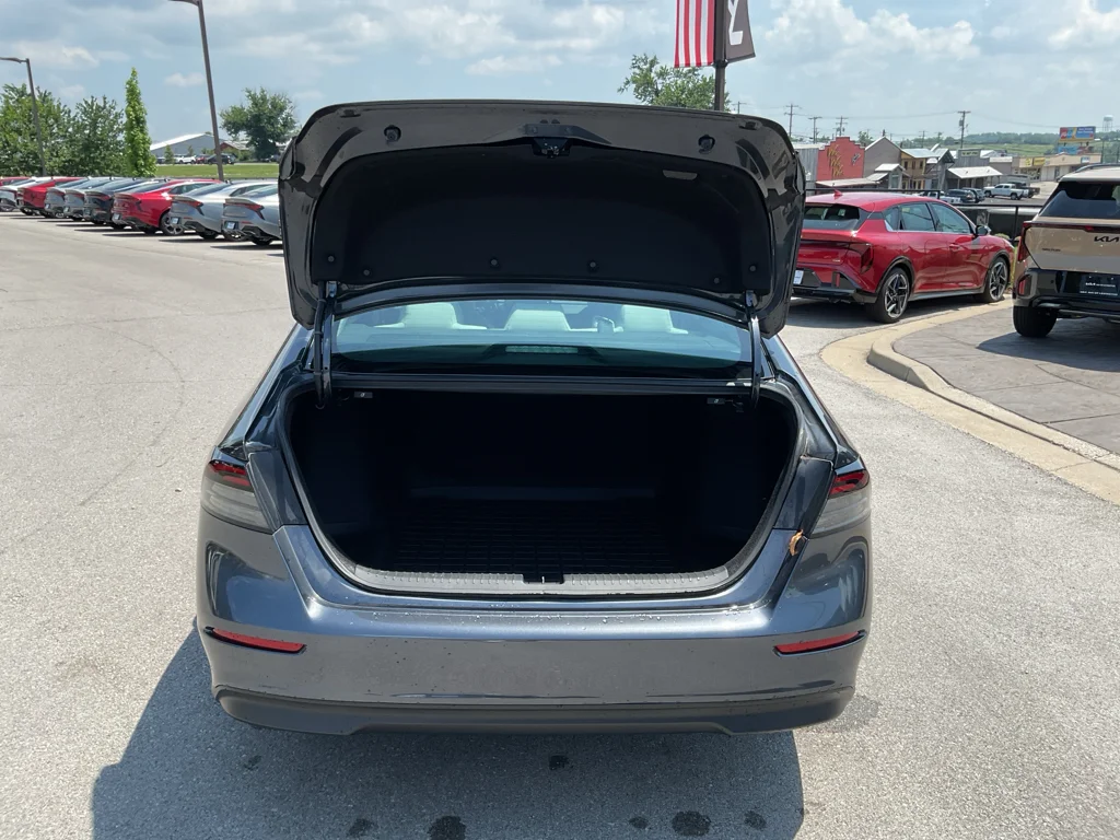 Used 2023 Meteorite Gray Metallic Honda EX image 16