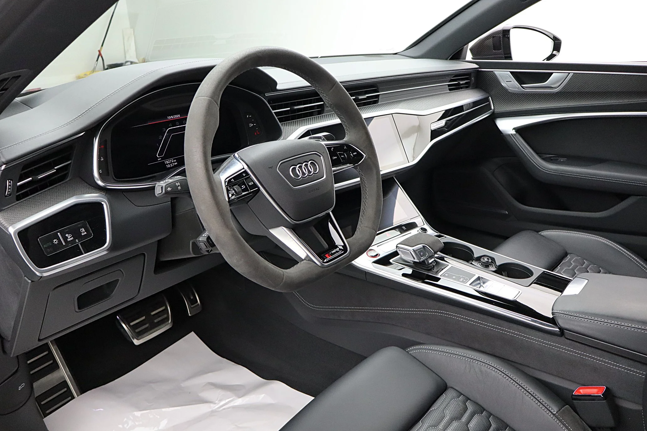 Used 2022 Gray Audi  image 21