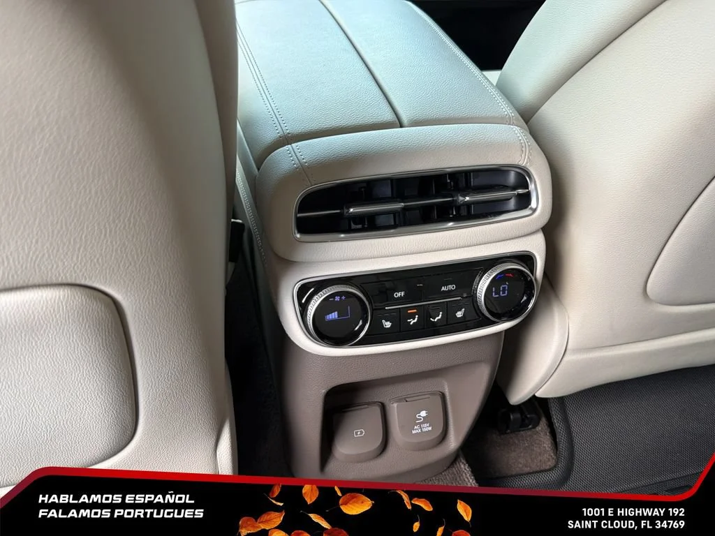 Used 2023 Silver Genesis 2.5T AWD image 25