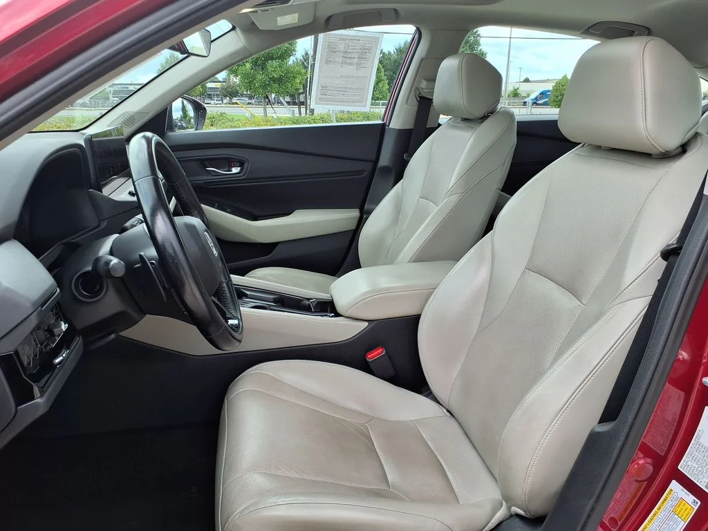 Used 2024 Red Honda EX-L image 13