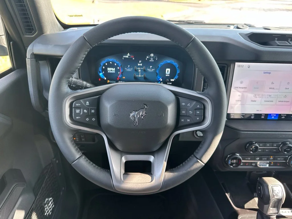 New 2026 Avalanche Gray Ford Badlands® image 18