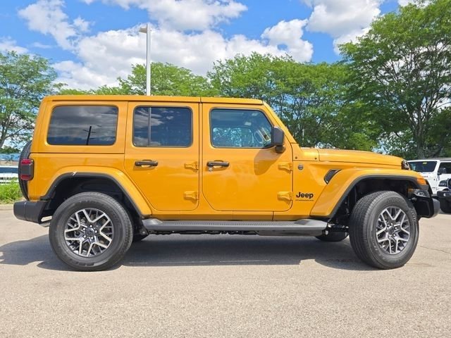 New 2026 Goldilocks Exterior Paint Jeep Sahara image 31