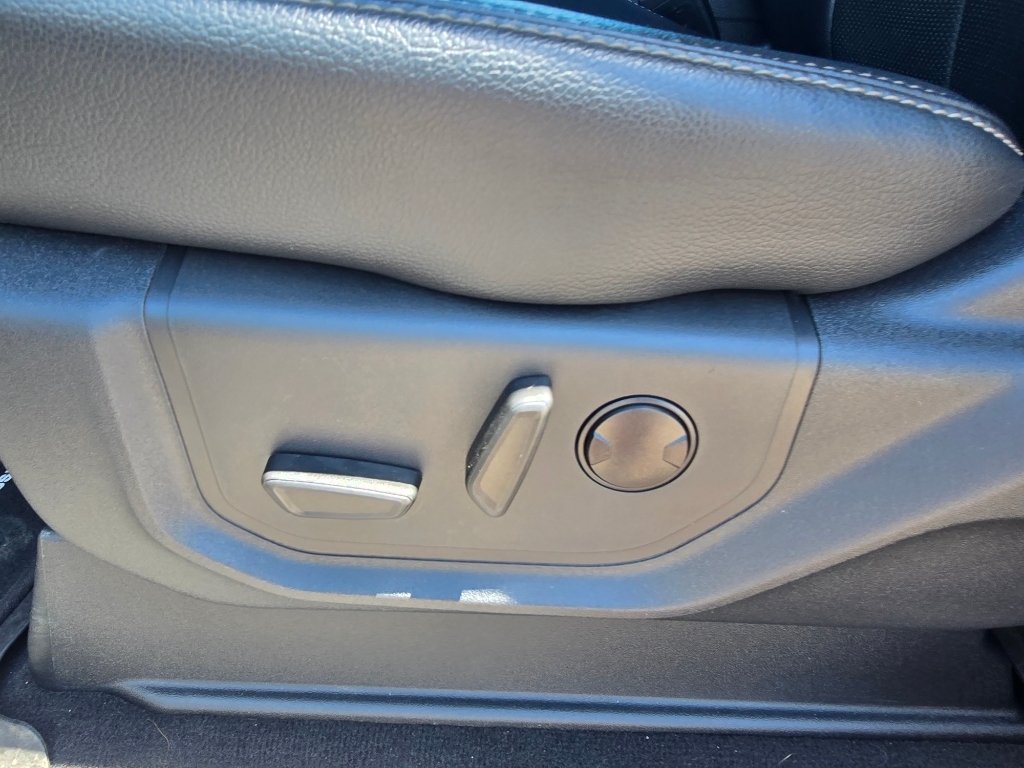 Used 2022 Carbonized Gray Metallic Ford LARIAT image 16