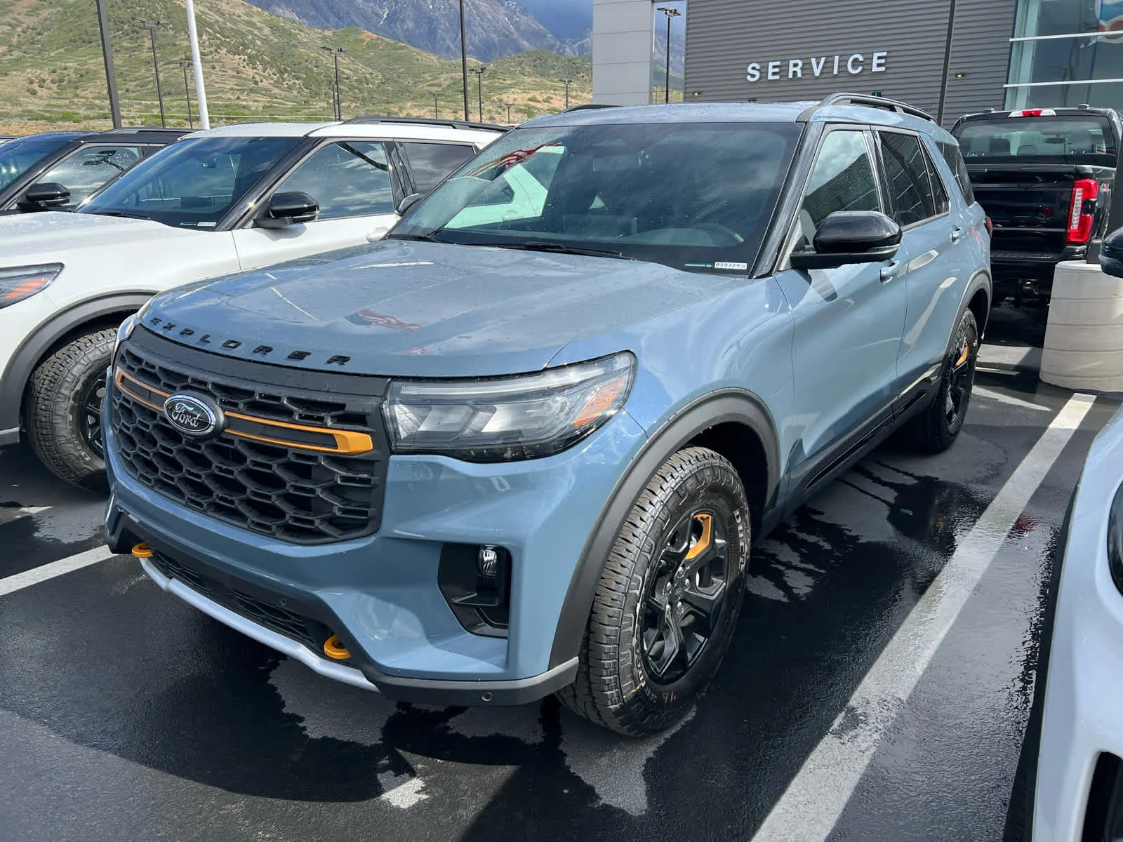 2026 Ford Explorer Tremor 4WD's photo