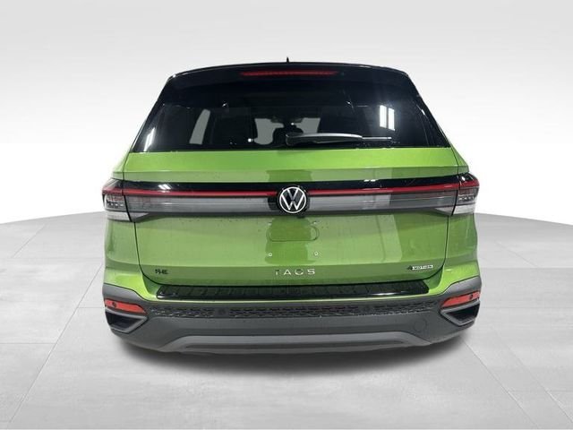 New 2026 Green Volkswagen 1.5T SE Black image 5