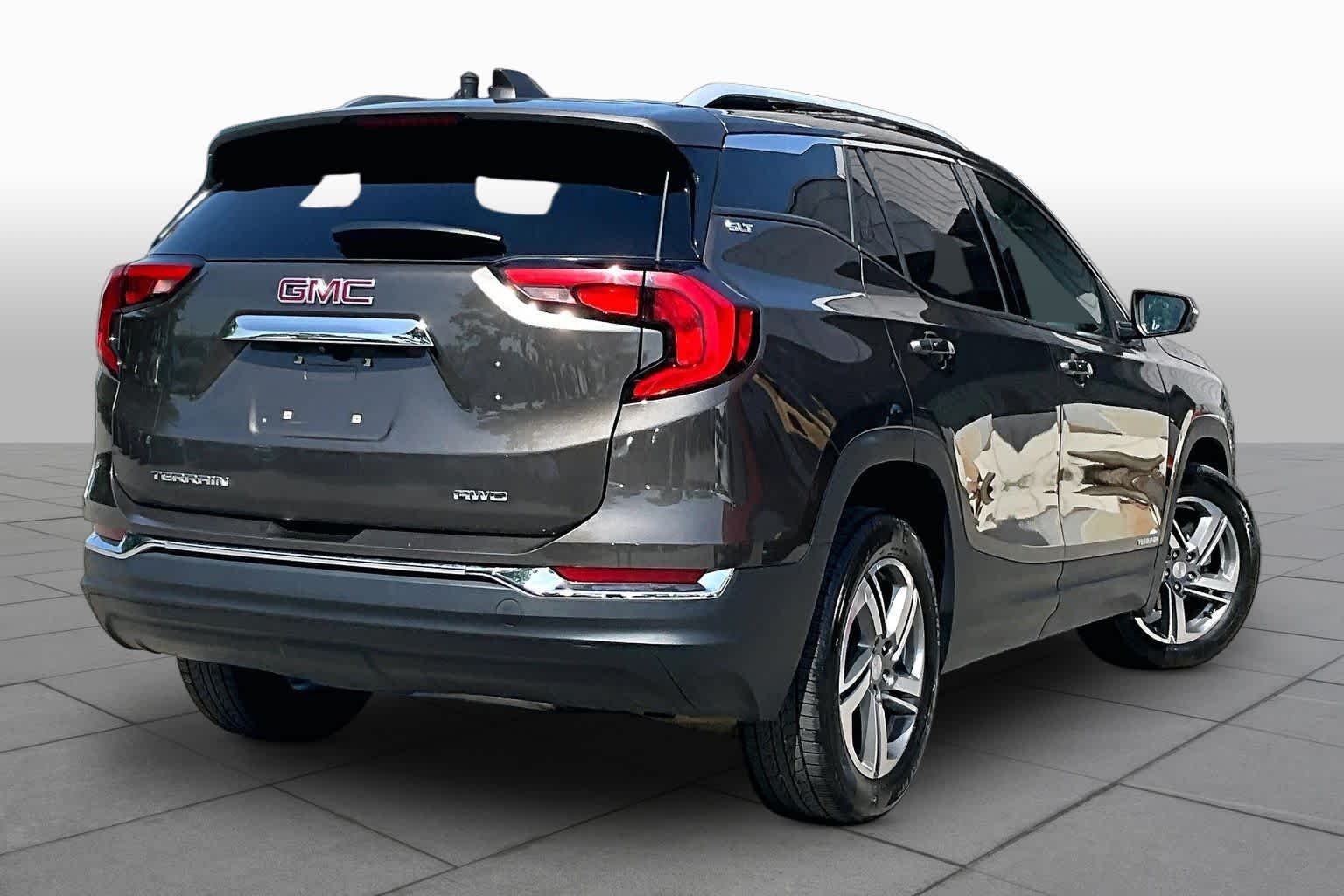 Used 2020 Smokey Quartz Metallic GMC SLT image 13