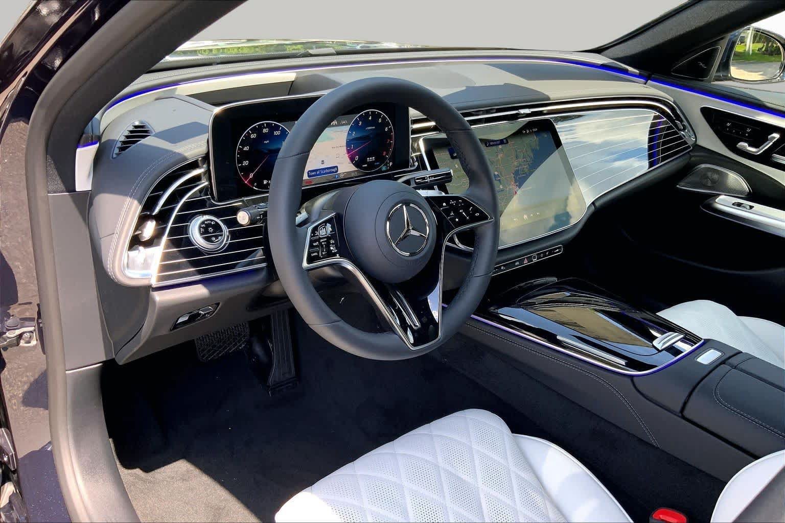 New 2027 Nautical Blue Metallic Mercedes-Benz E 450 image 9