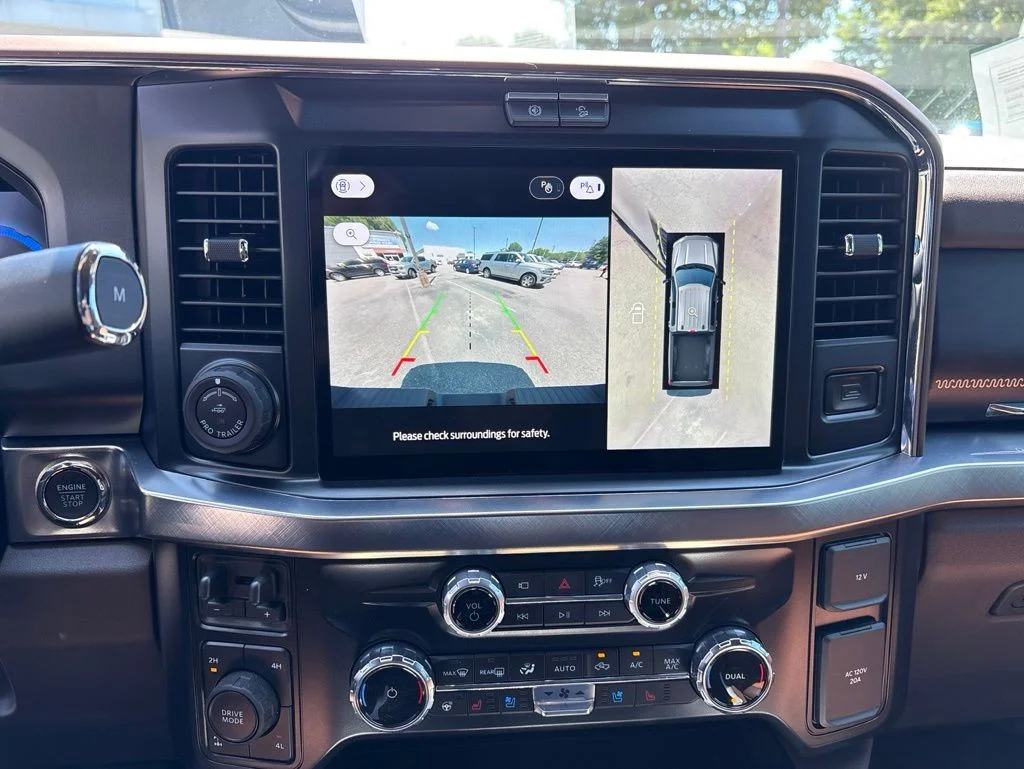 Used 2025 White Ford King Ranch image 19