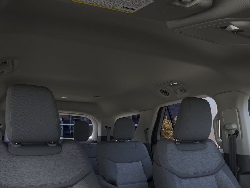 New 2026 Space White Metallic Ford Active image 22