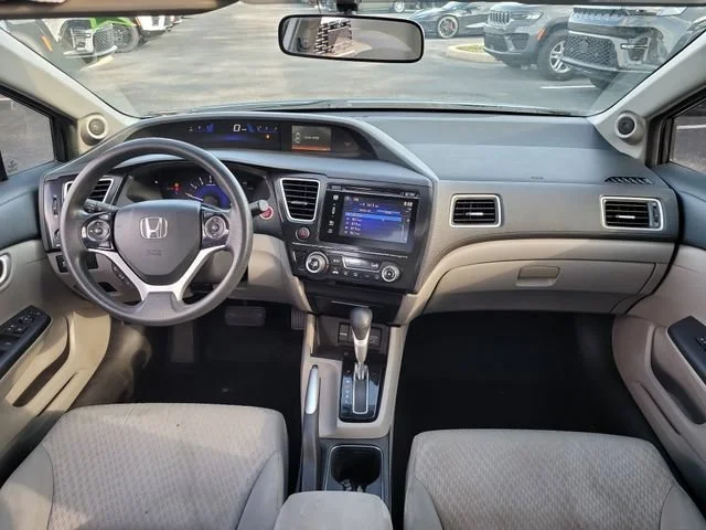 Used 2015  Honda EX image 13