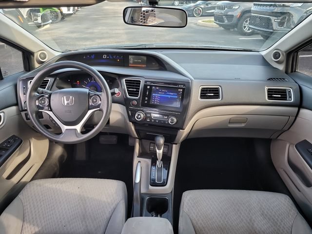 Used 2015  Honda EX image 13