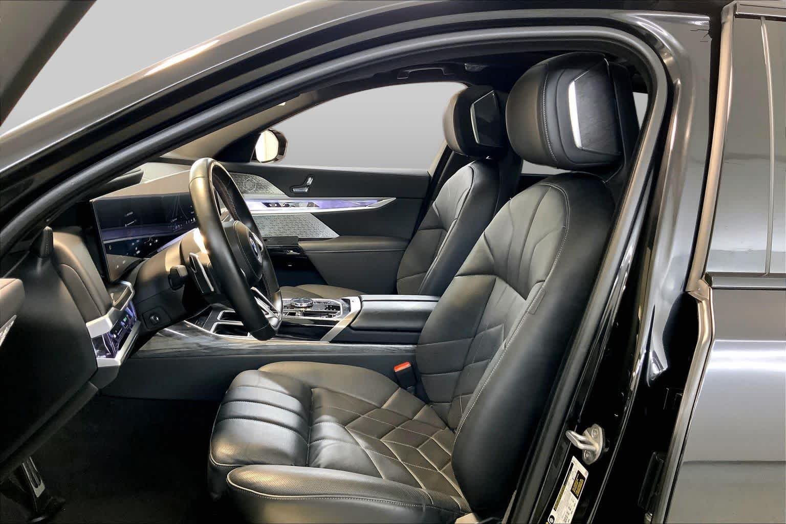Certified Pre-Owned 2024 BMW I7 M70