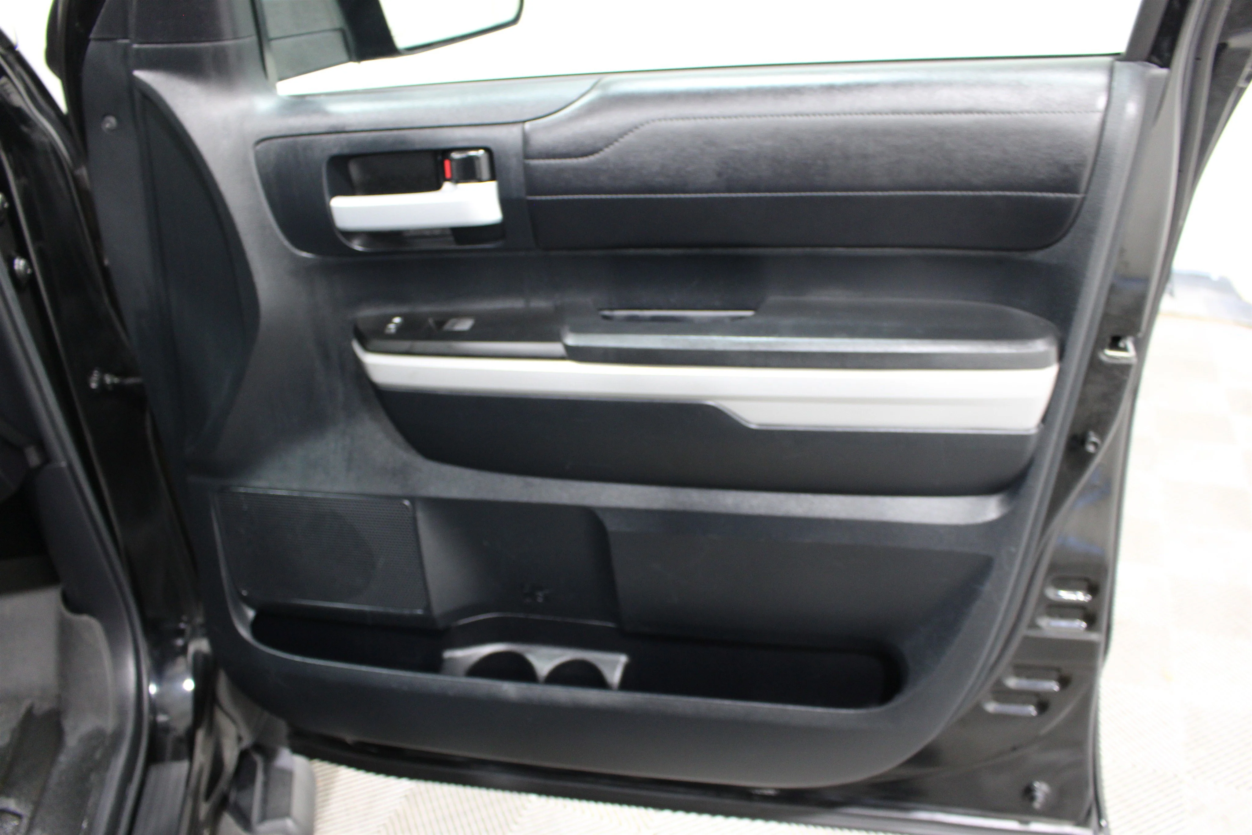 2018 Toyota Tundra Limited - Photo 25