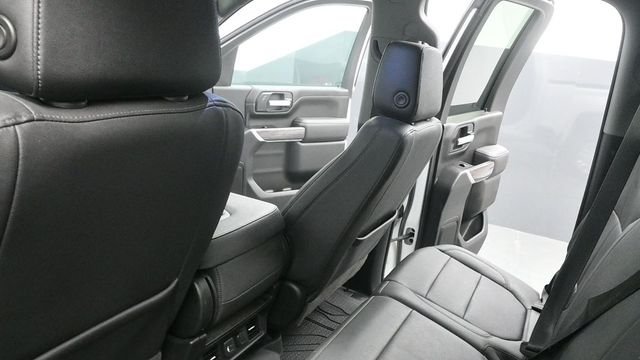 Used 2022 White Chevrolet LTZ image 24
