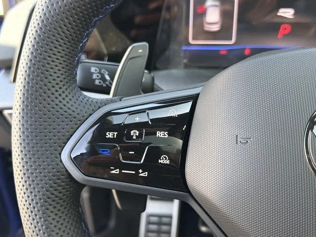 New 2026 Blue Volkswagen 2.0T image 18