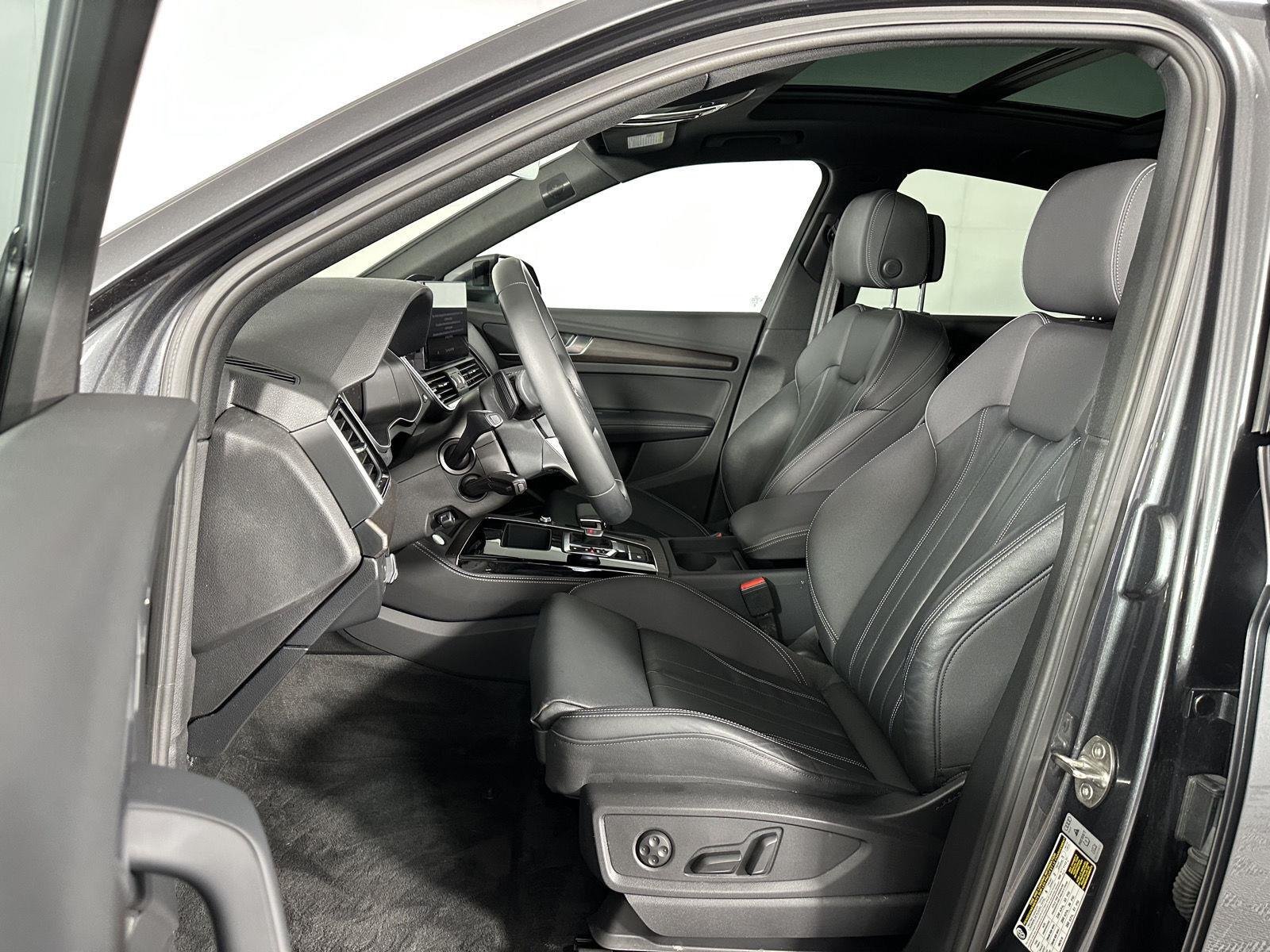 Used 2023 Daytona Gray Pearl Effect Audi S line Premium Plus image 13