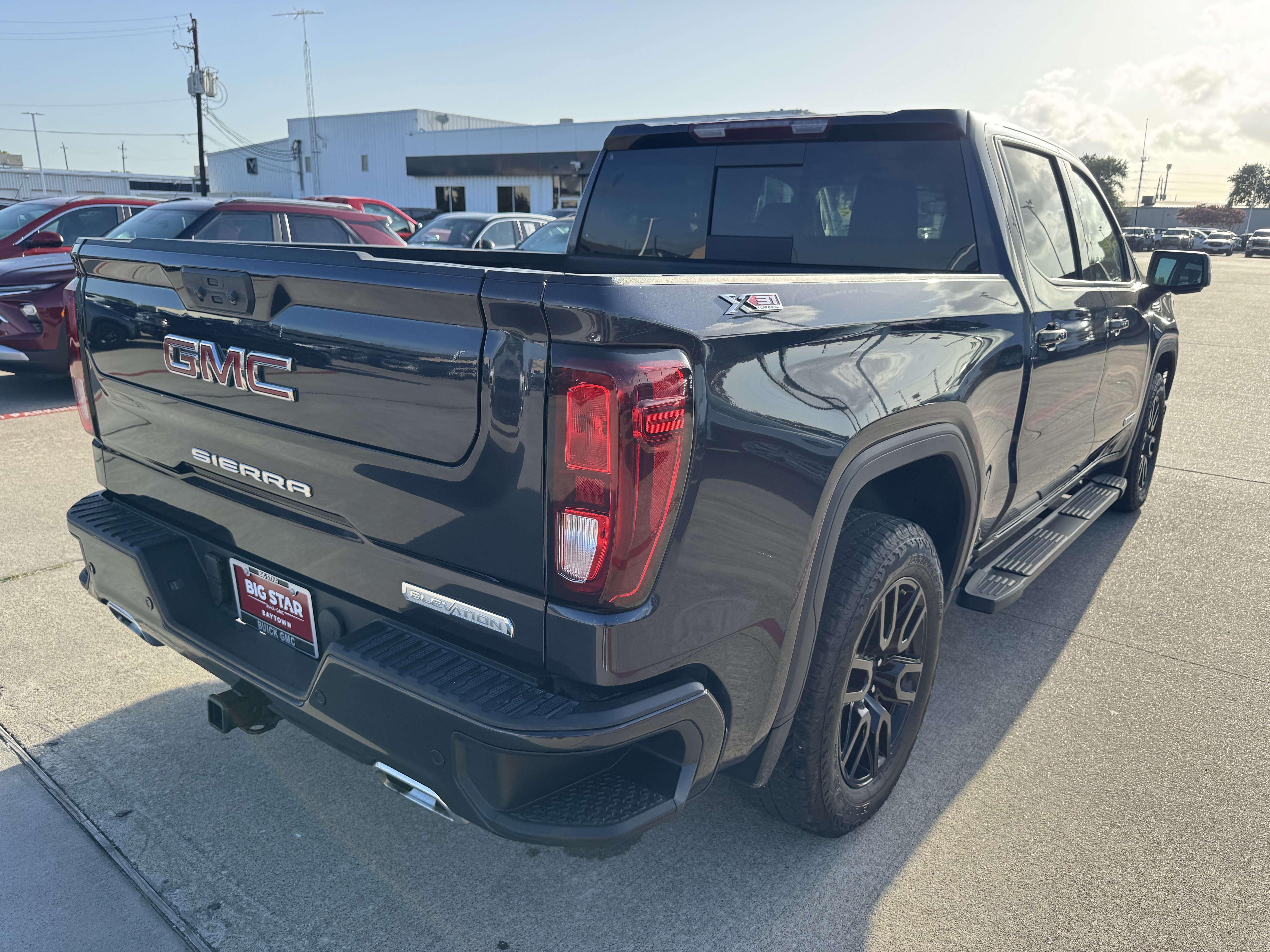 Used 2025 Titanium Rush Metallic GMC Elevation image 5