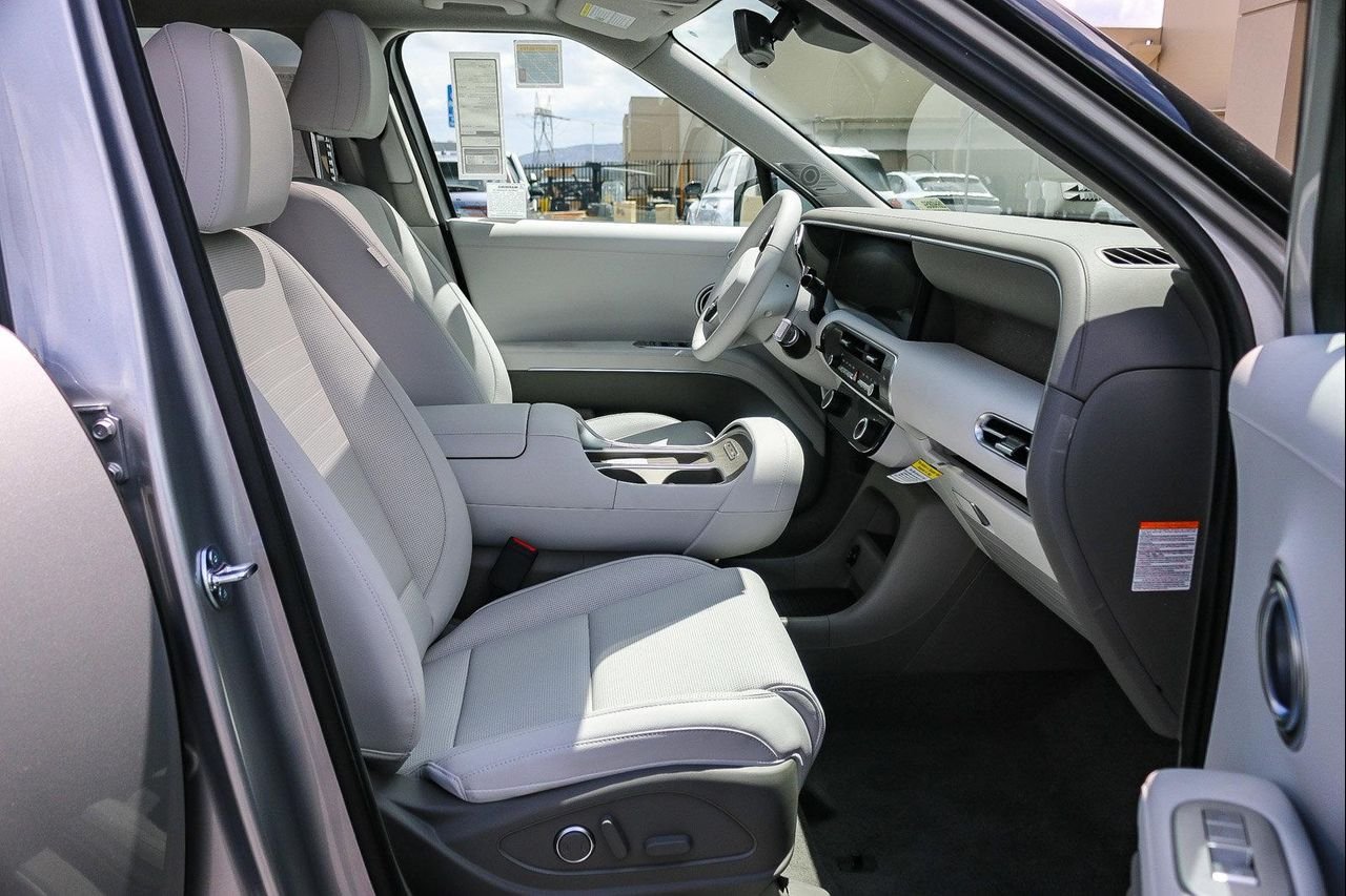 New 2026 Silver Hyundai Limited image 17