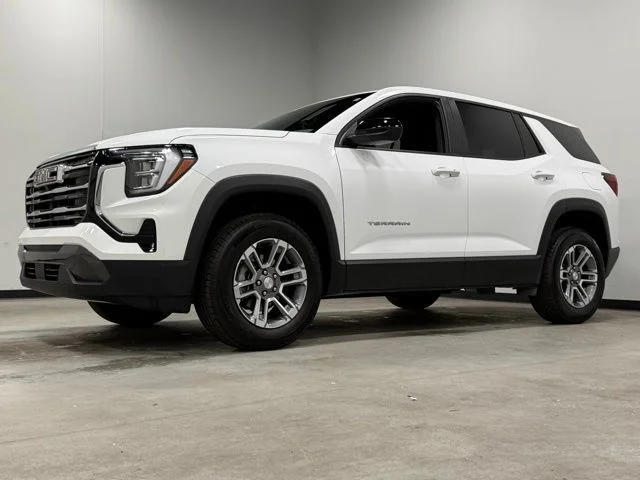 Used 2026 White GMC Elevation image 5