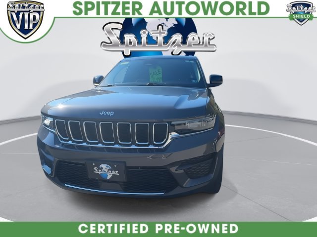 Used 2023 Gray Jeep Laredo image 6