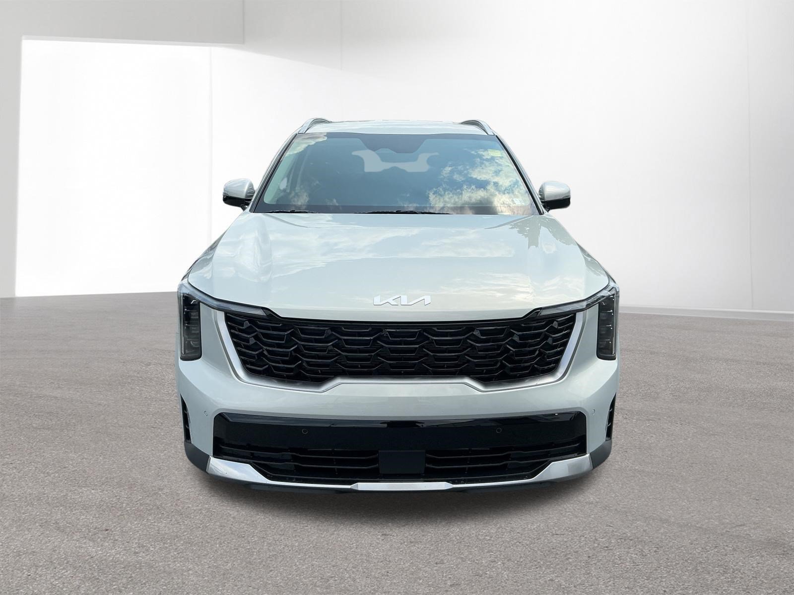New 2026 Ivory Silver Kia S image 8