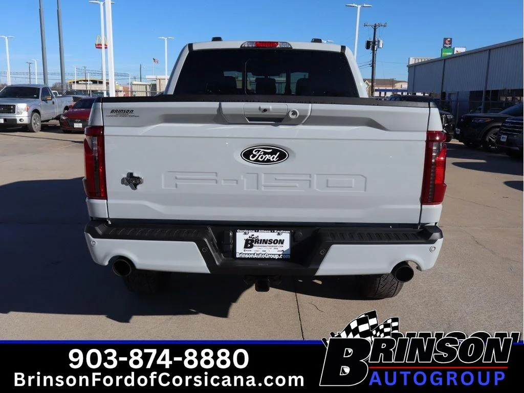 New 2026 Avalanche Ford XLT image 4