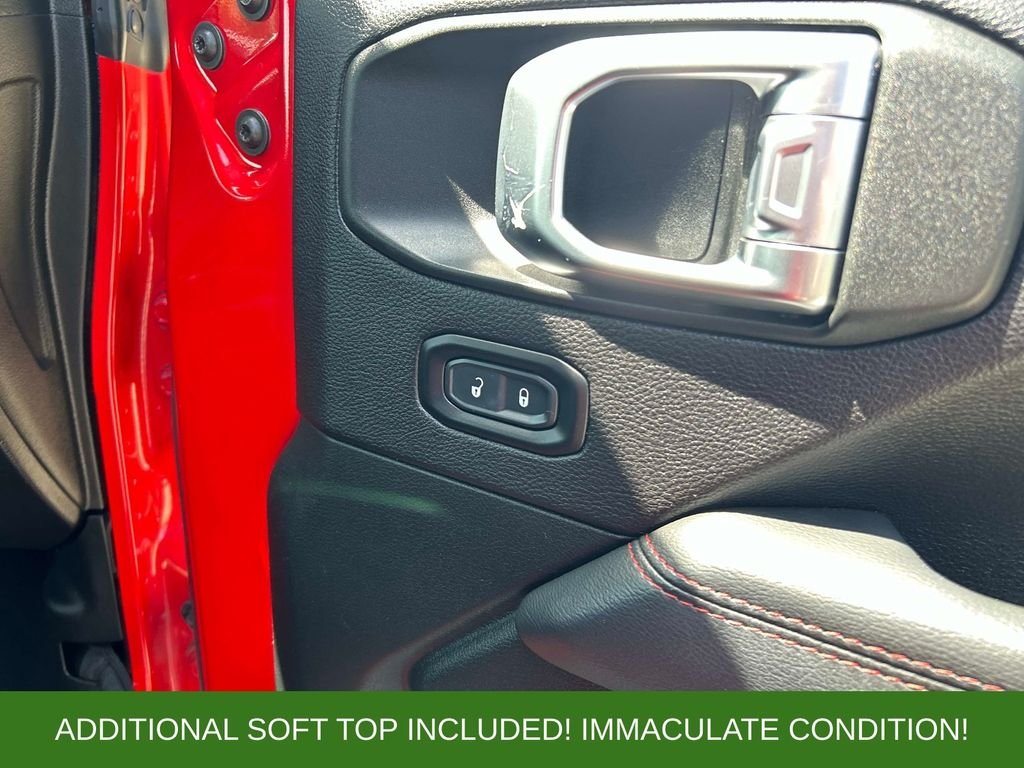 Used 2020 Red Jeep Unlimited Rubicon image 14