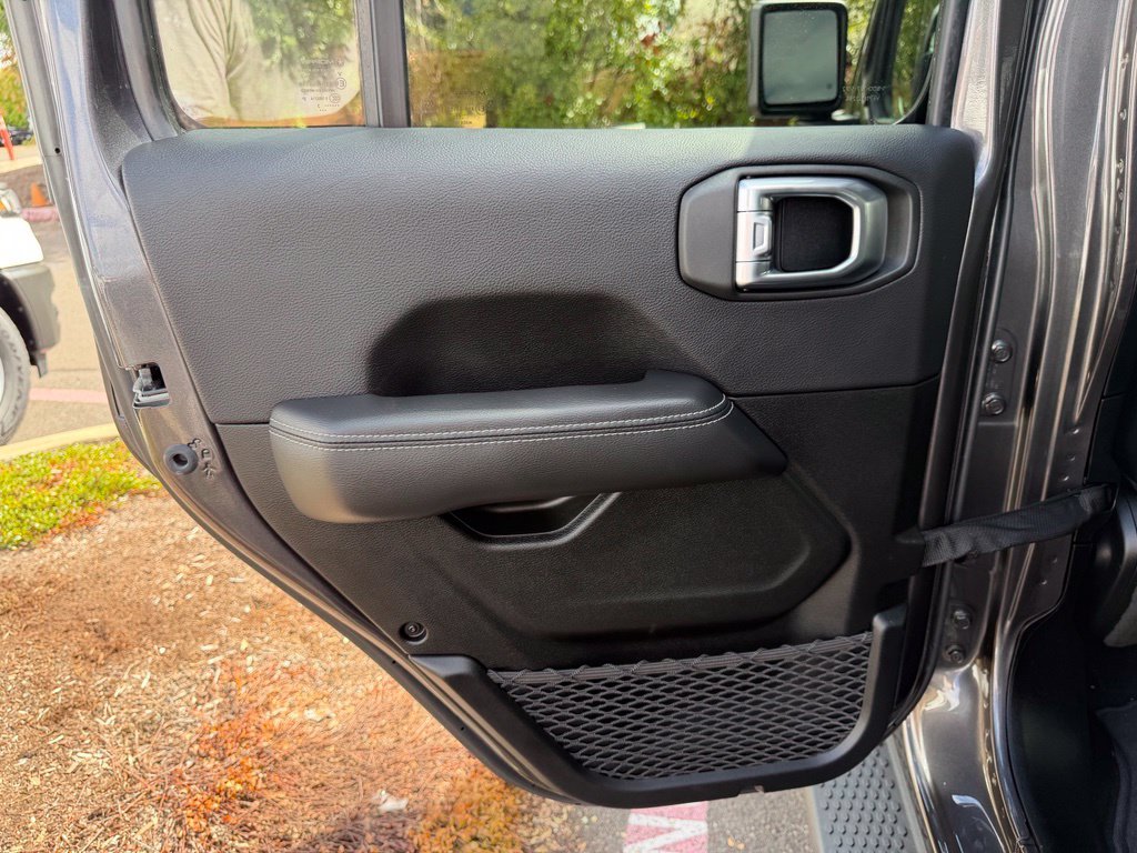 Used 2023 Granite Crystal Metallic Clearcoat Jeep Sahara 4xe image 29