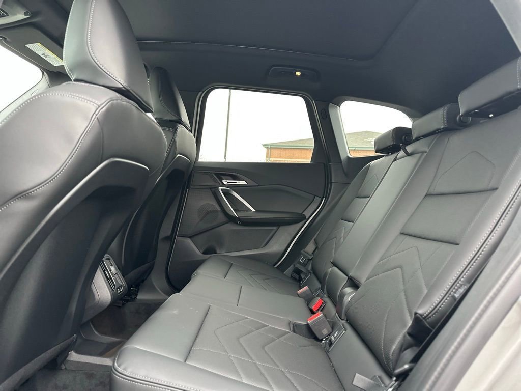 New 2026 Space Silver Metallic BMW xDrive28i image 20