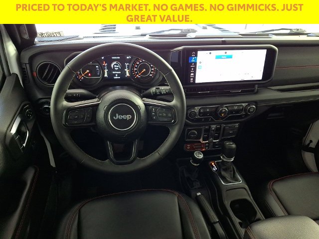 Used 2025 White Jeep Rubicon image 13