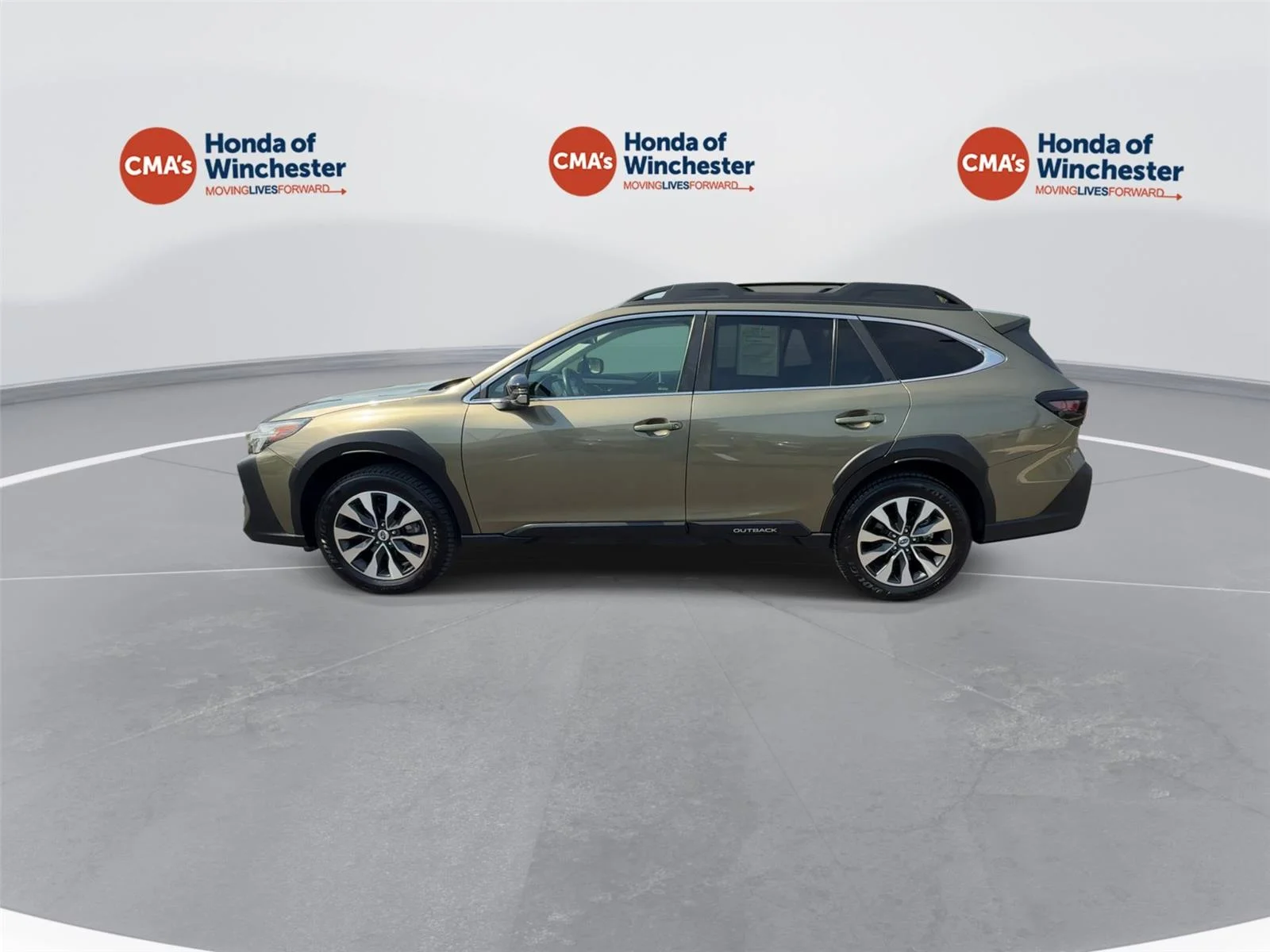 Used 2024 Autumn Green Metallic Subaru Limited image 5