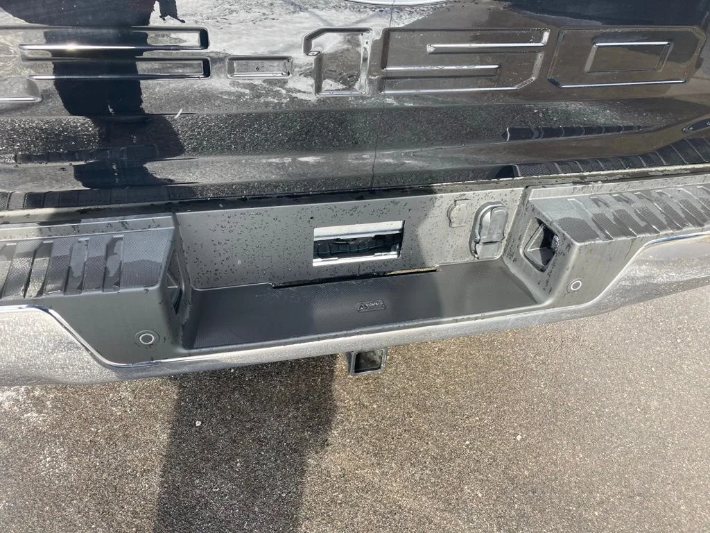 Used 2025 Black Ford XLT image 17