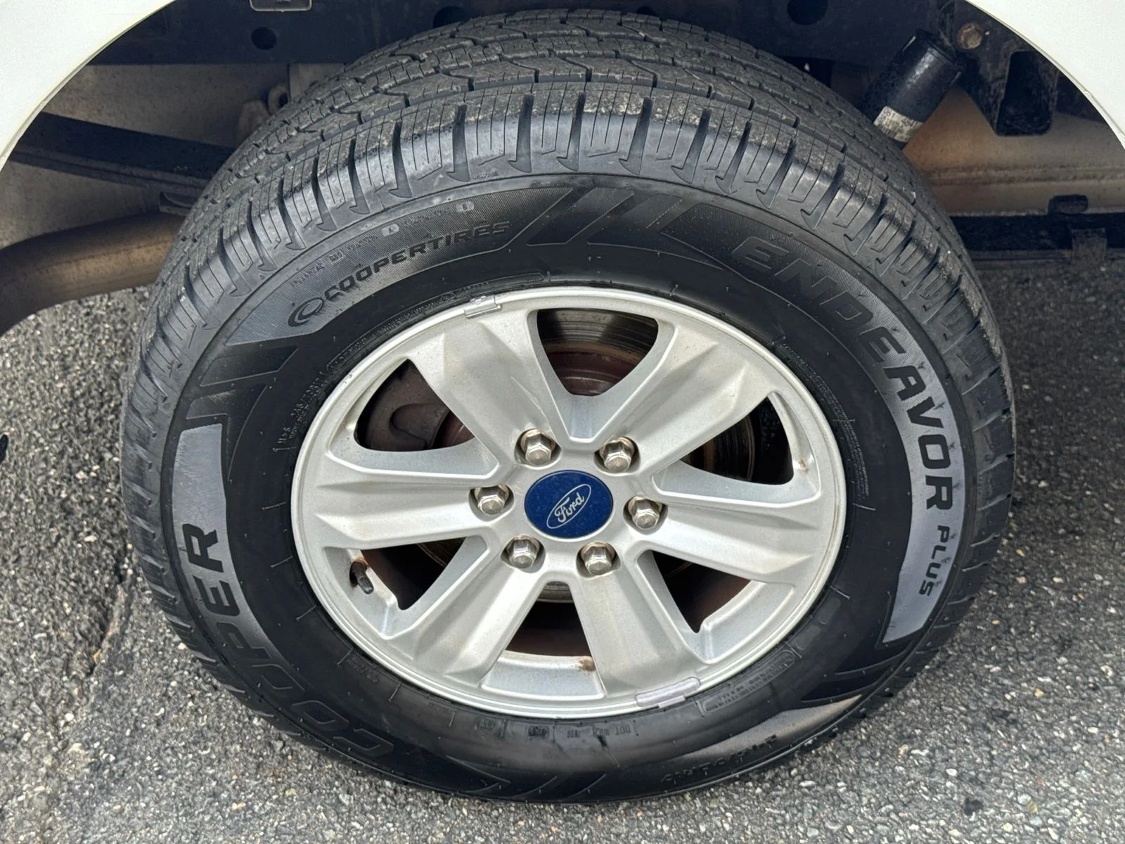 Used 2017 Oxford White Ford XLT image 22
