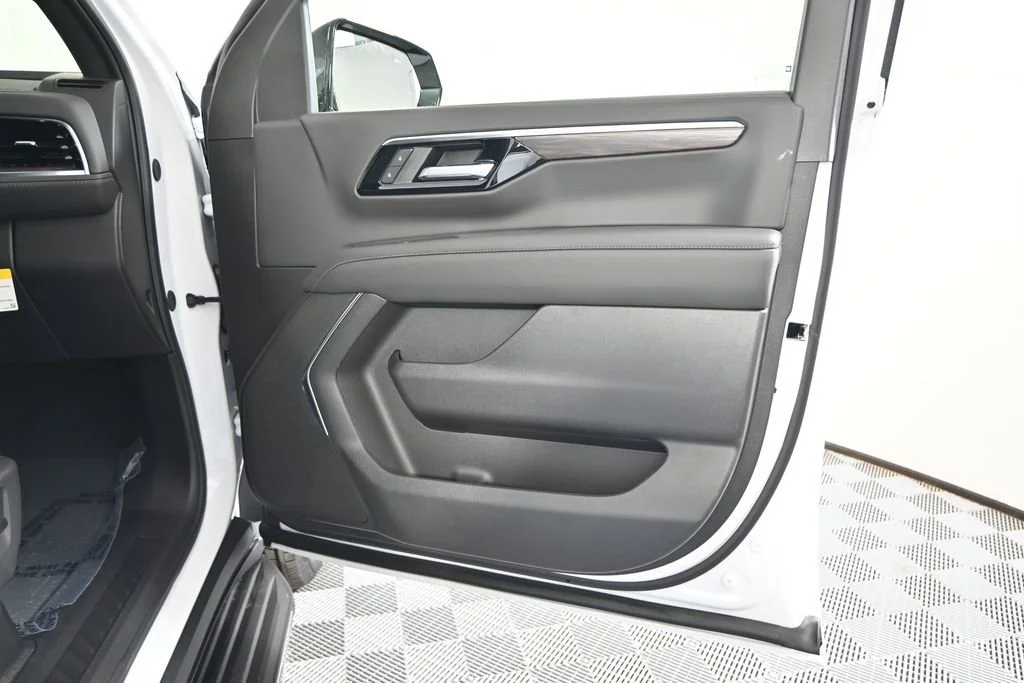 2026 Chevrolet Tahoe LS - Photo 12