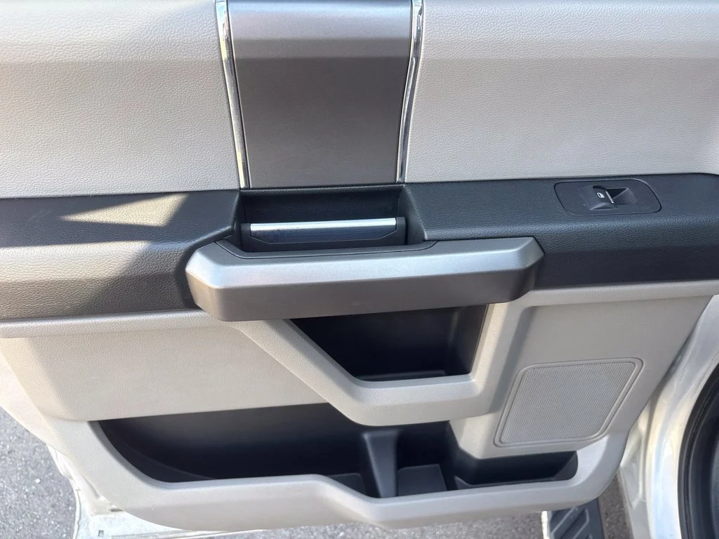 Used 2018 Silver Ford XLT image 36