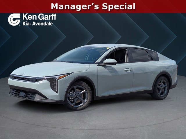 2026 Kia K4 LXS