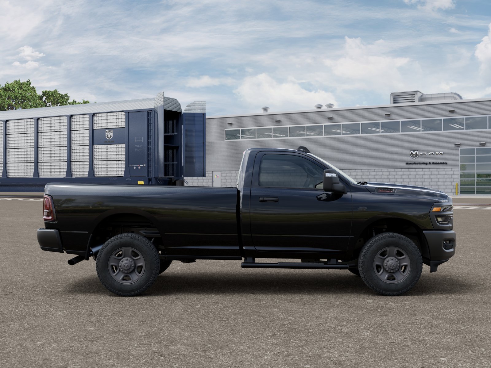 New 2027 Diamond Black Crystal Pearl-Coat Exterior Paint RAM TRADESMAN image 12
