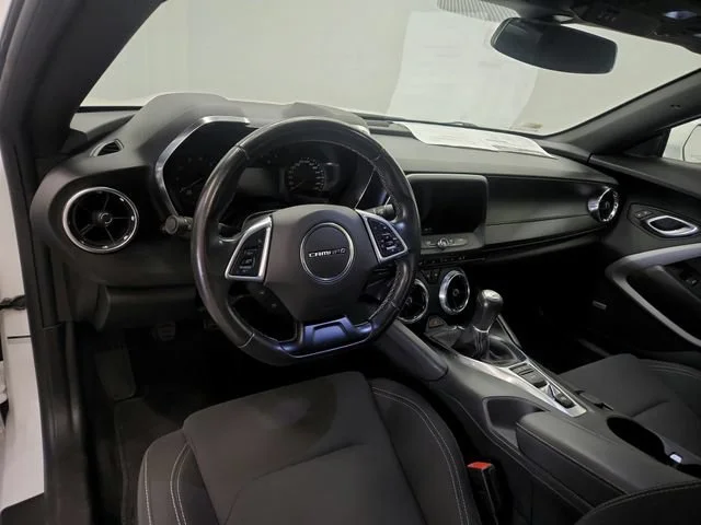 2021 Chevrolet Camaro 1LT - Photo 18