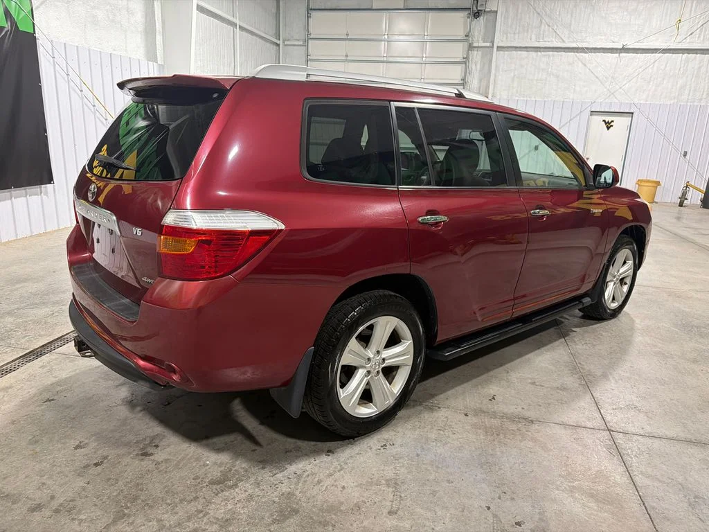 Used 2008 Salsa Red Pearl Toyota Limited image 6
