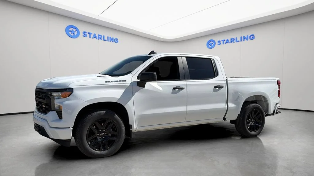 Used 2024 Summit White Chevrolet Custom image 3