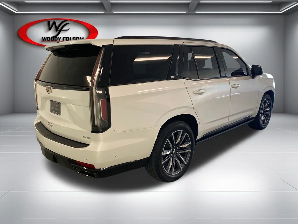 Used 2021 White Cadillac Sport Platinum image 6