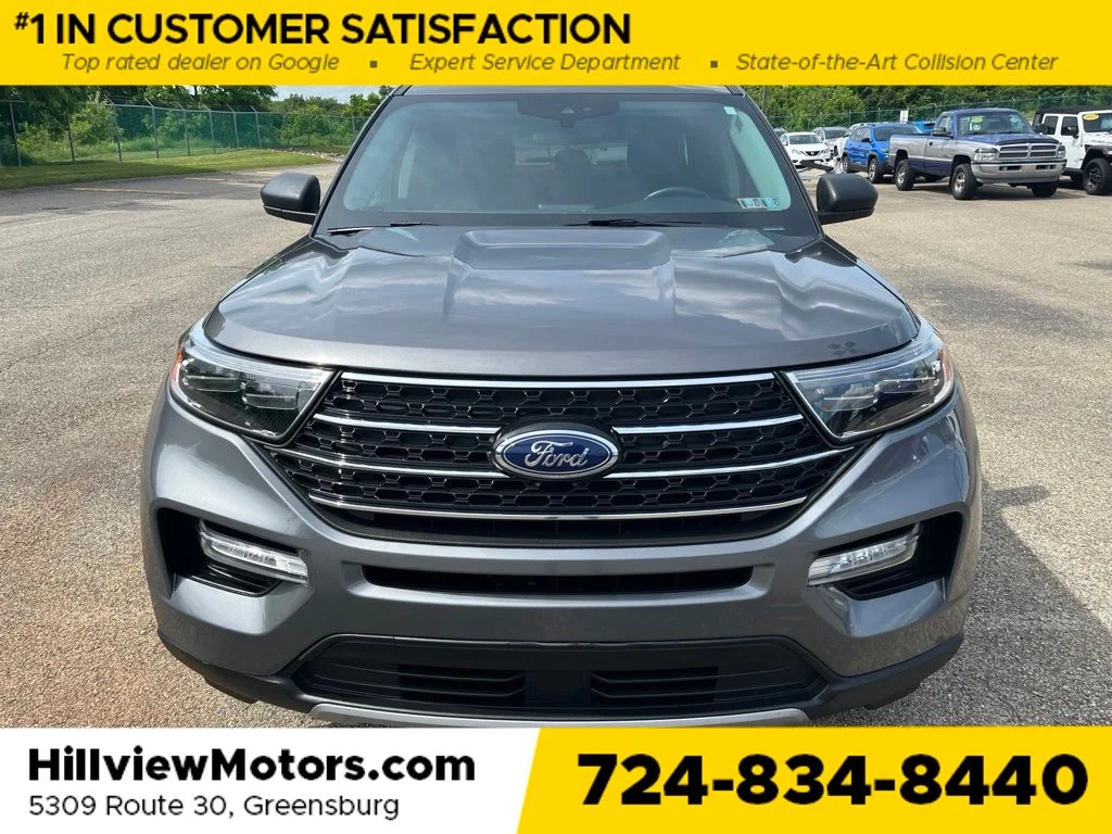 Used 2023 Gray Metallic Ford XLT image 8