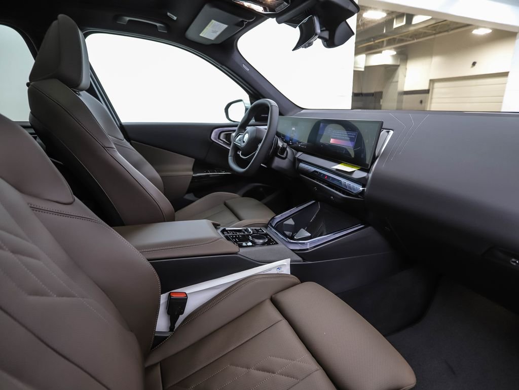 New 2026 Gray Metallic BMW 30 xDrive image 30