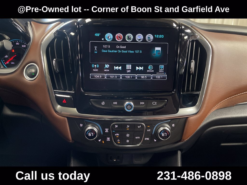 Used 2019 MOSAIC BLACK METALLIC Chevrolet High Country image 19