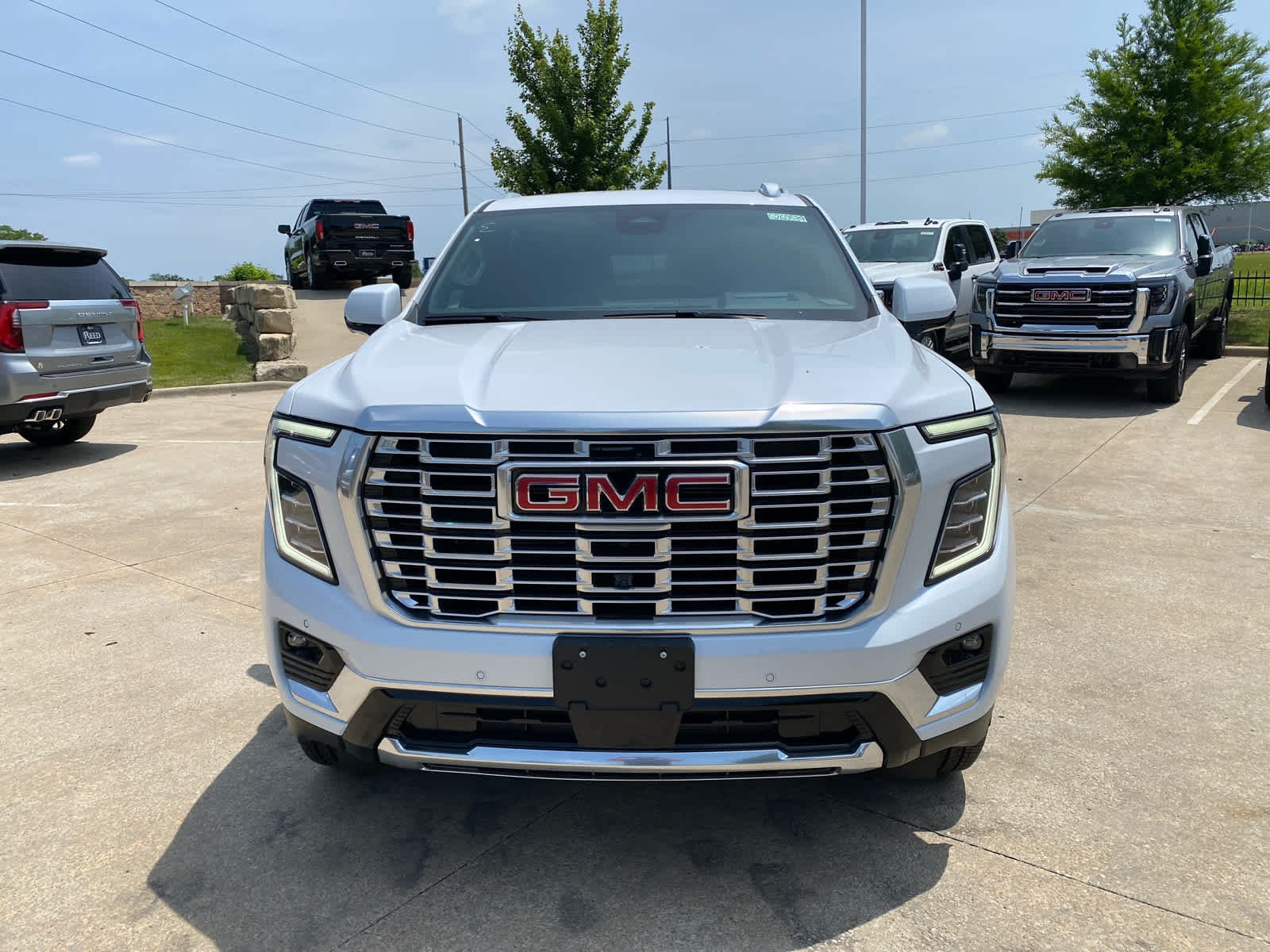 New 2026 Glacier White Tricoat GMC Denali image 2