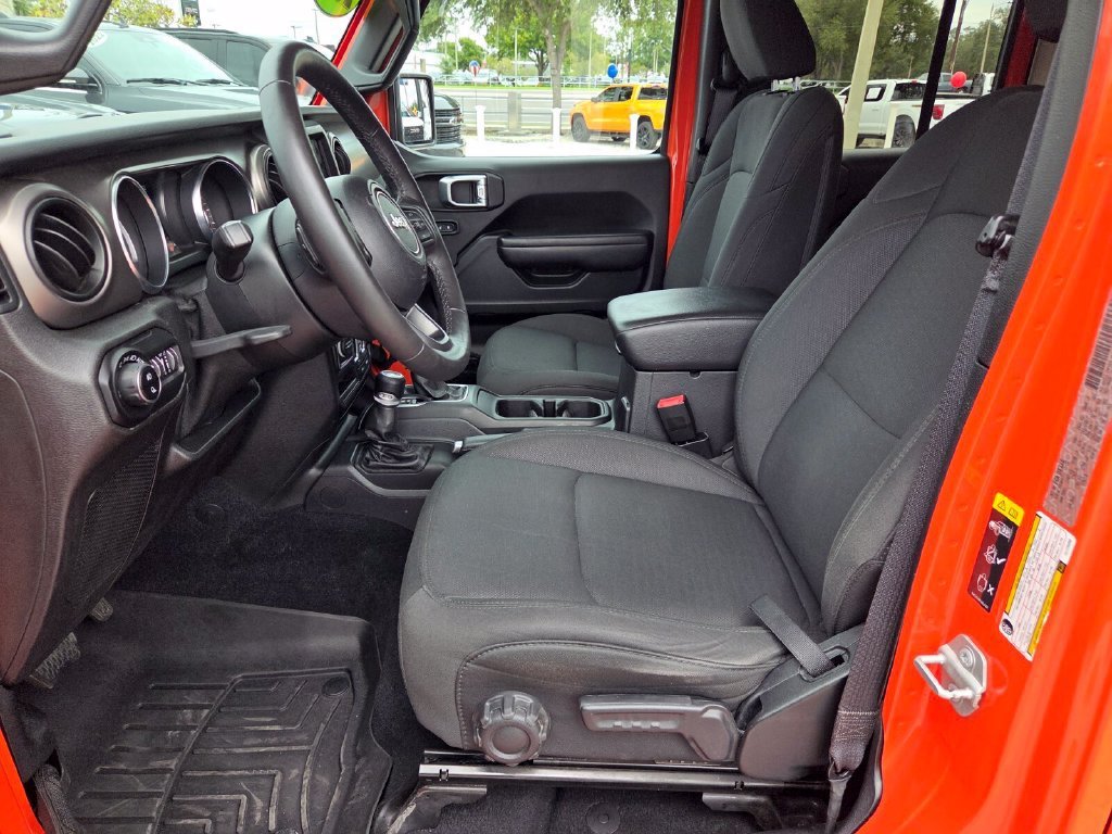 2020 Jeep Gladiator Sport S - Photo 6